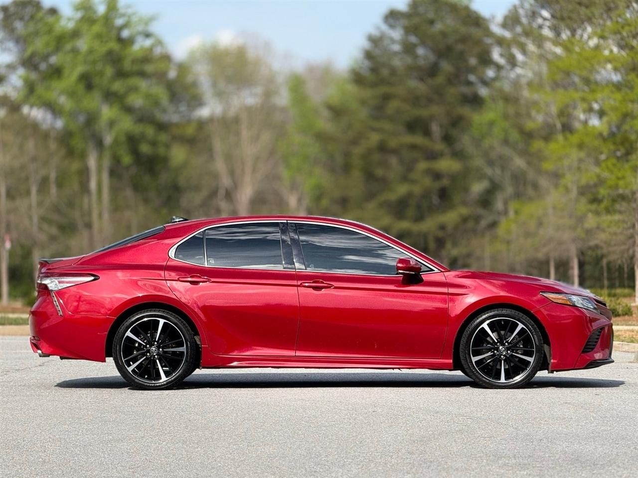 Toyota Camry  2019