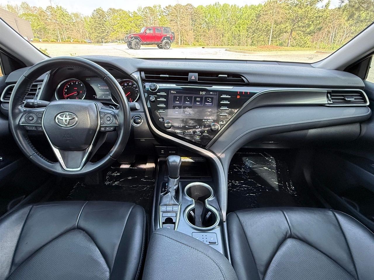 Toyota Camry  2019