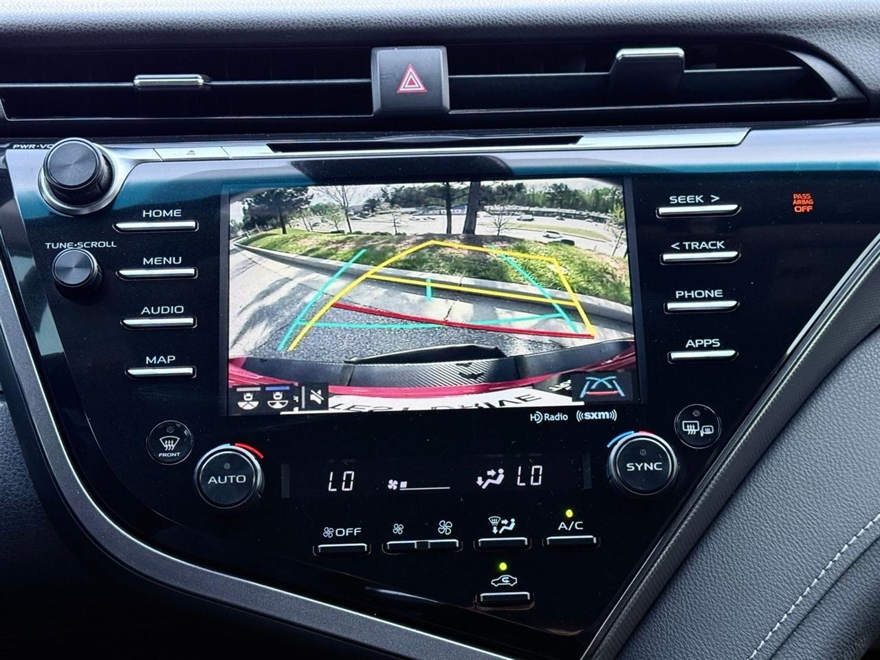 Toyota Camry  2019