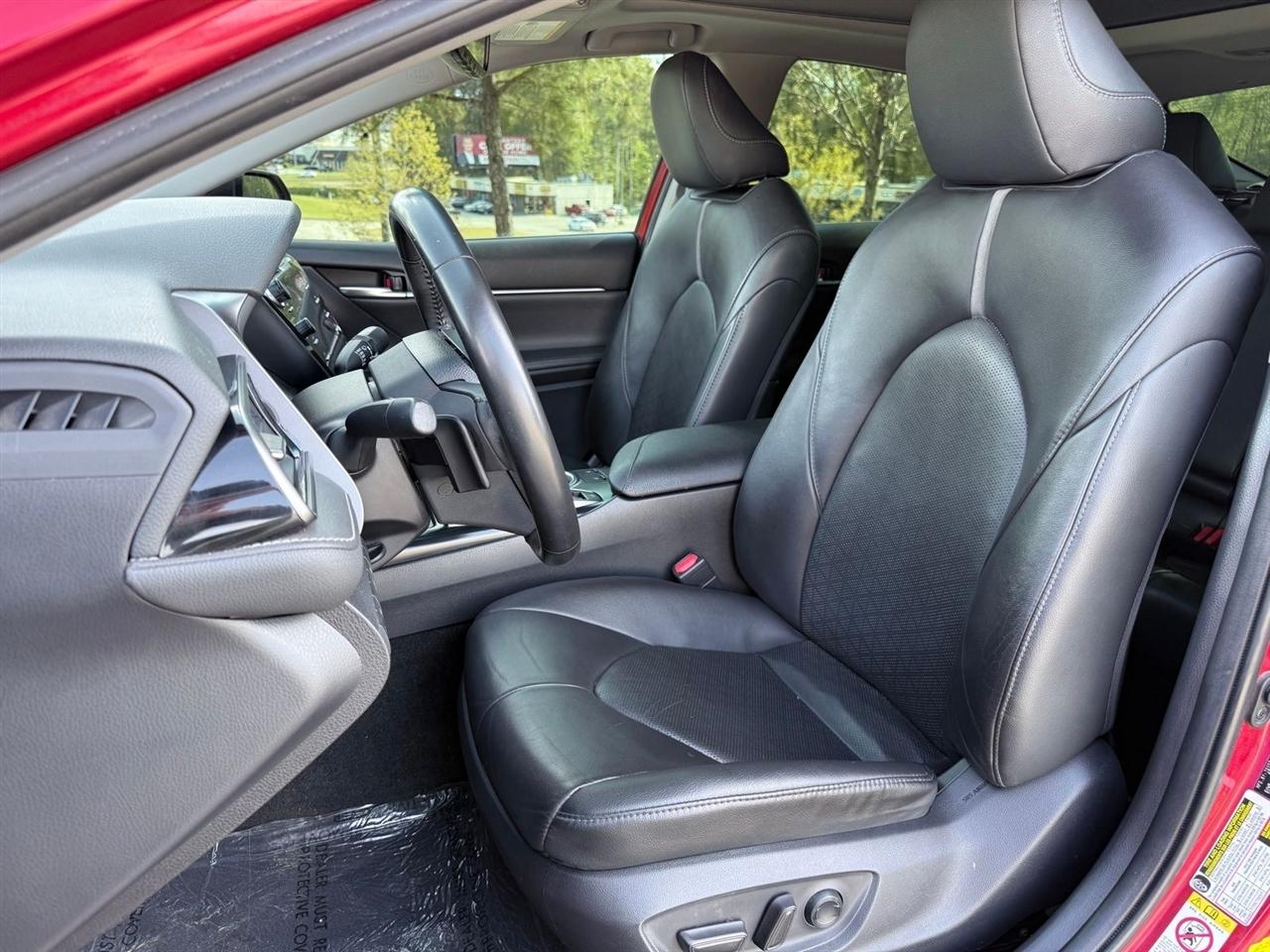 Toyota Camry  2019