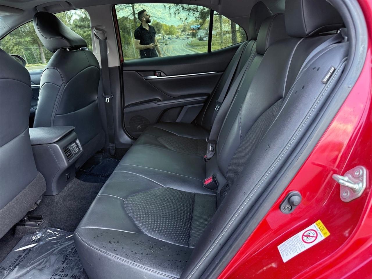 Toyota Camry  2019