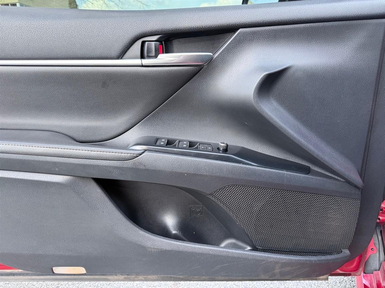 Toyota Camry  2019