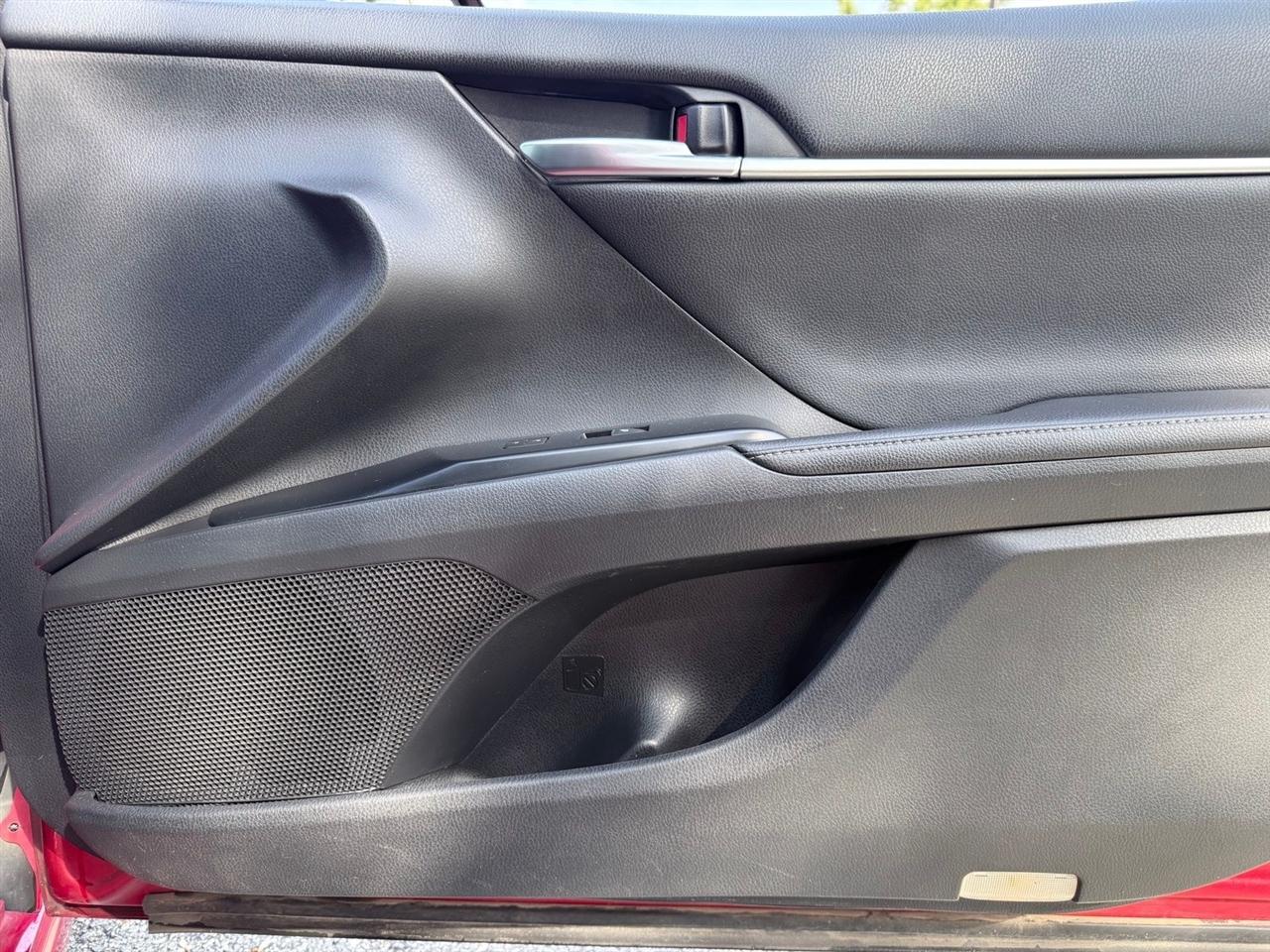 Toyota Camry  2019