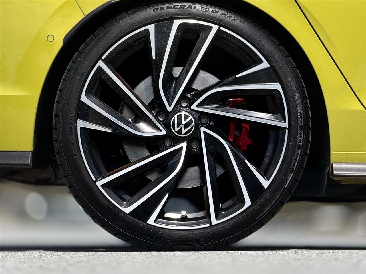 Volkswagen Golf GTI  2022