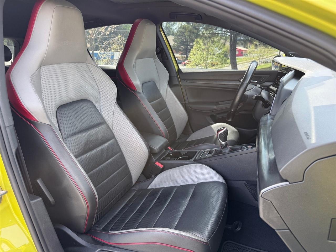 Volkswagen Golf GTI  2022