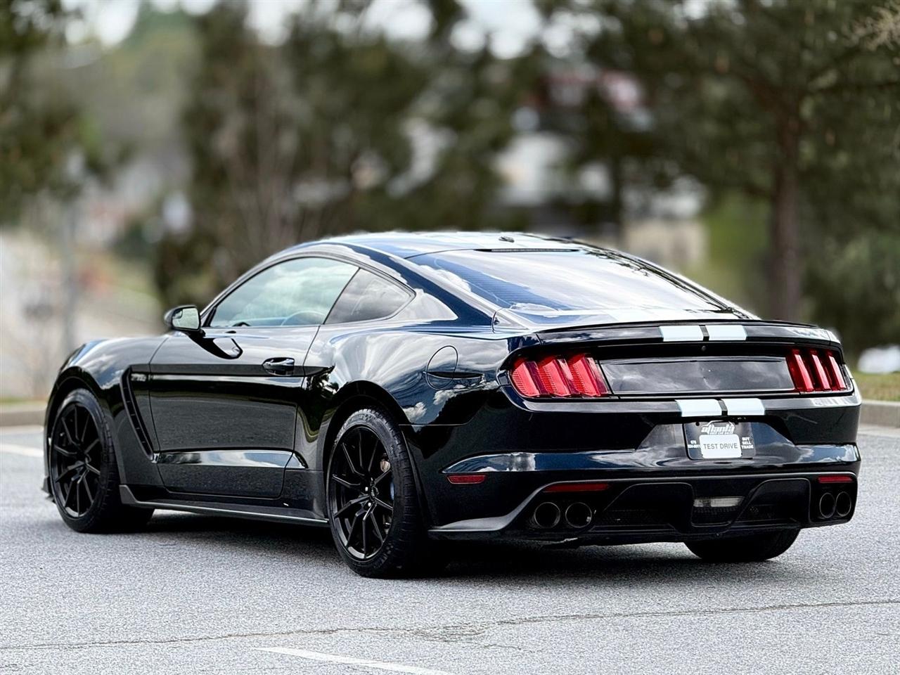 Ford Mustang  2016