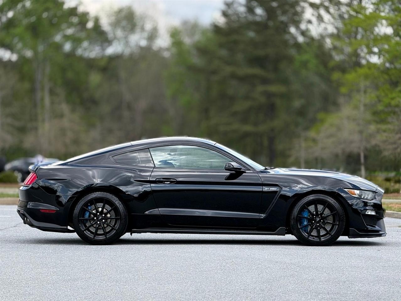 Ford Mustang  2016