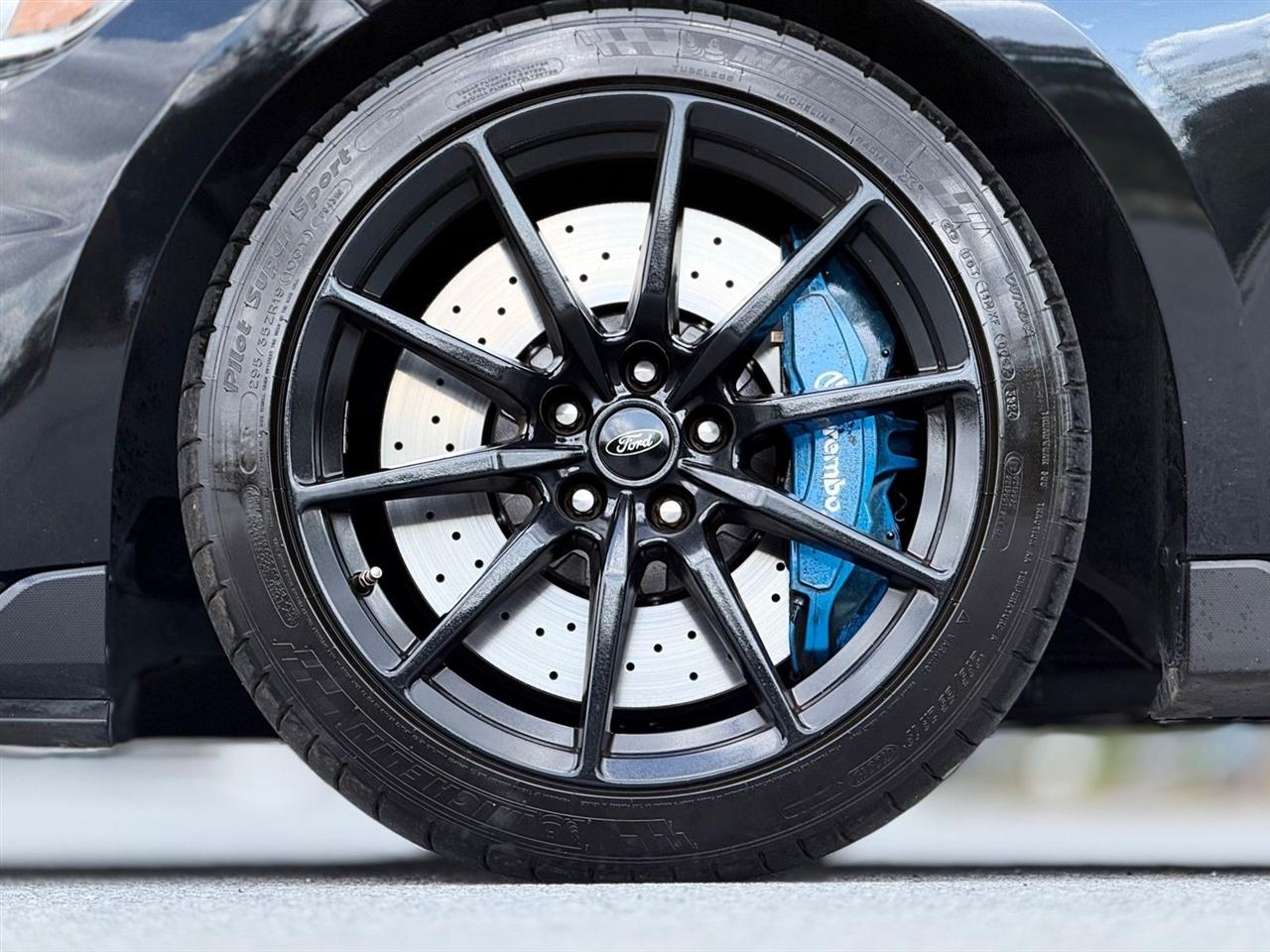 Ford Mustang  2016