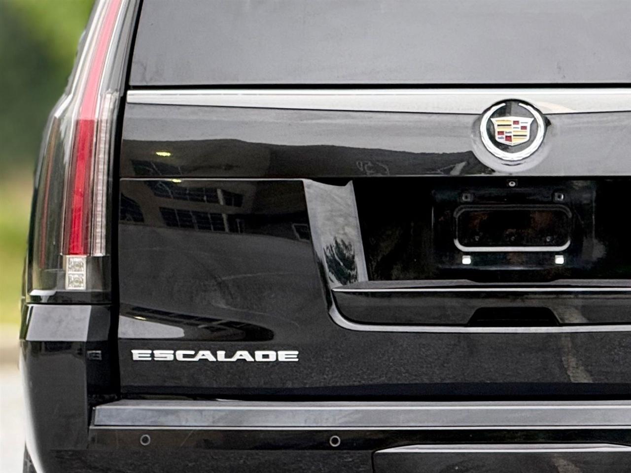 Cadillac Escalade ESV  2015