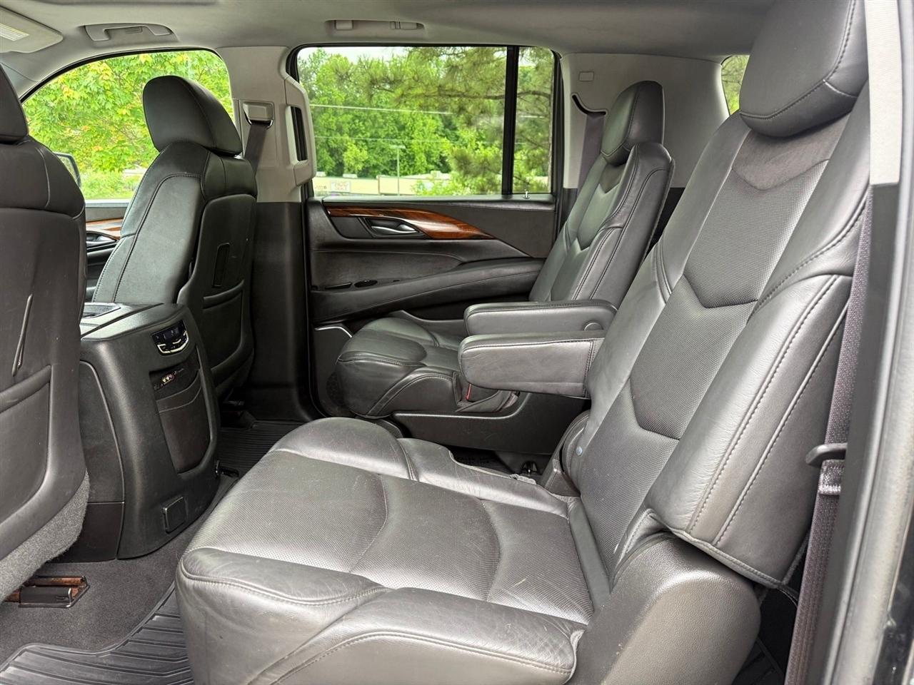 Cadillac Escalade ESV  2015