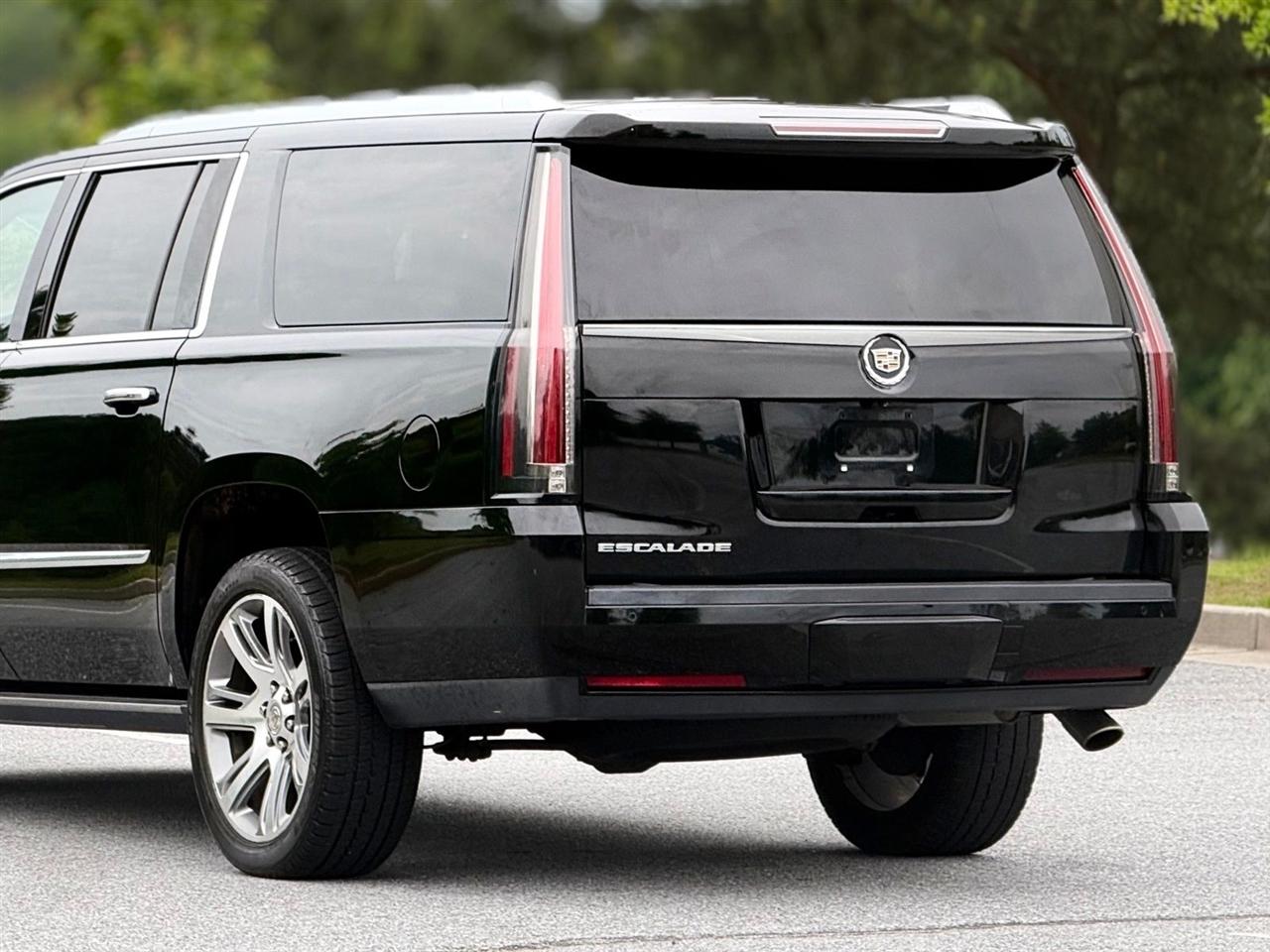 Cadillac Escalade ESV  2015