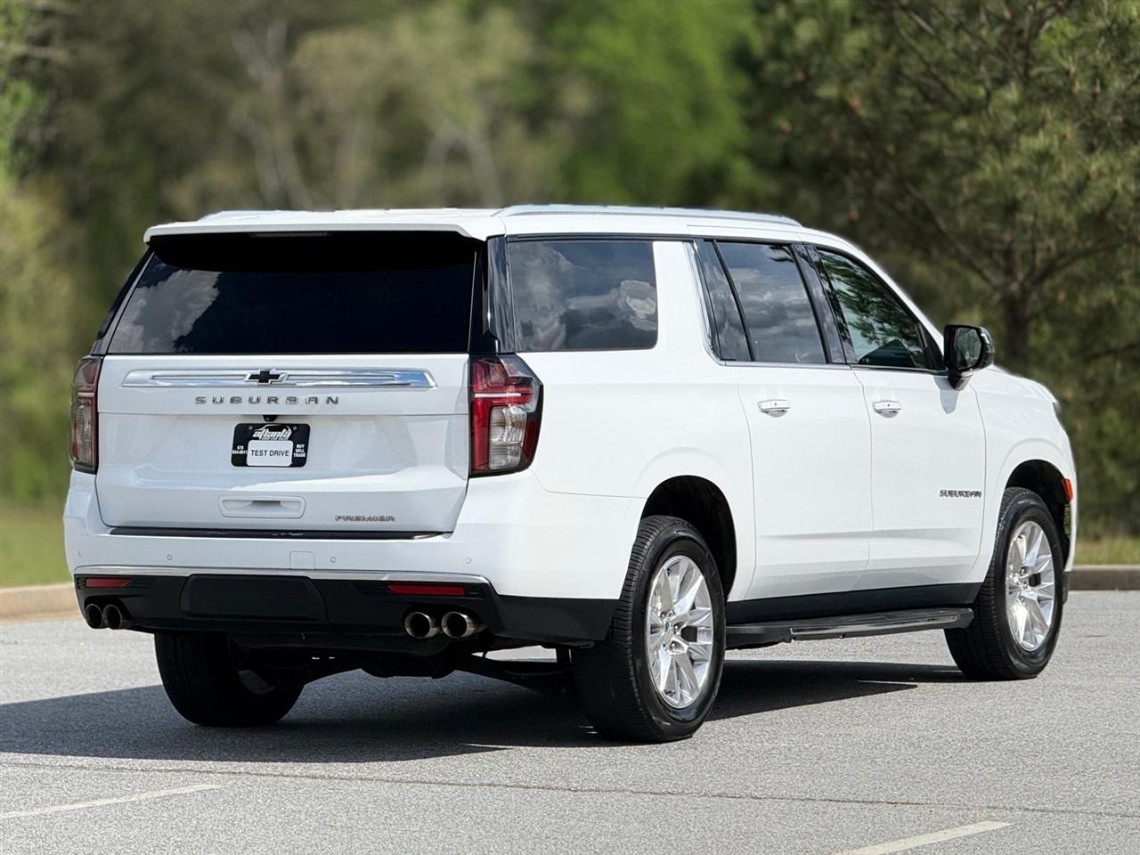 Chevrolet Suburban  2023