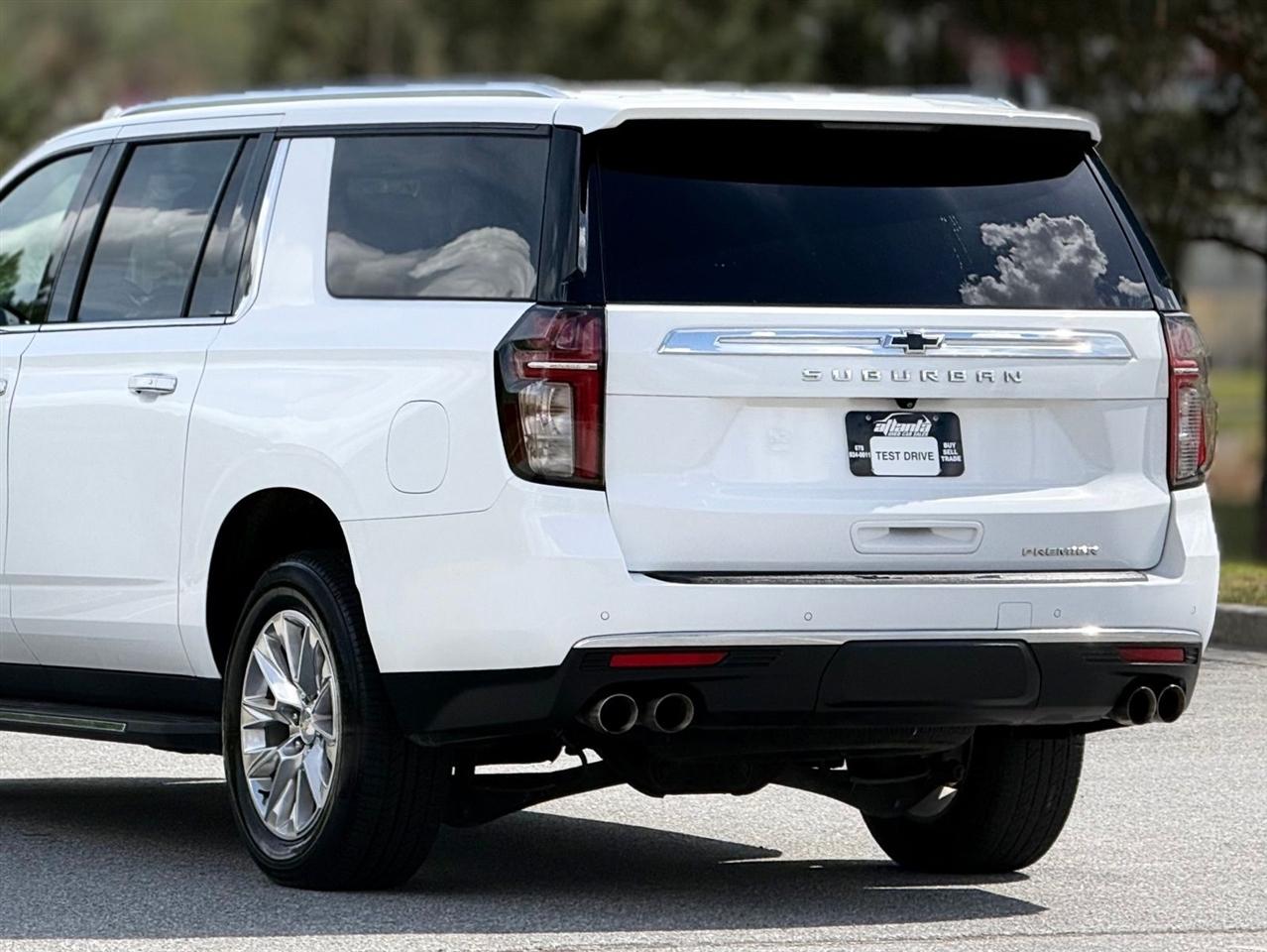 Chevrolet Suburban  2023