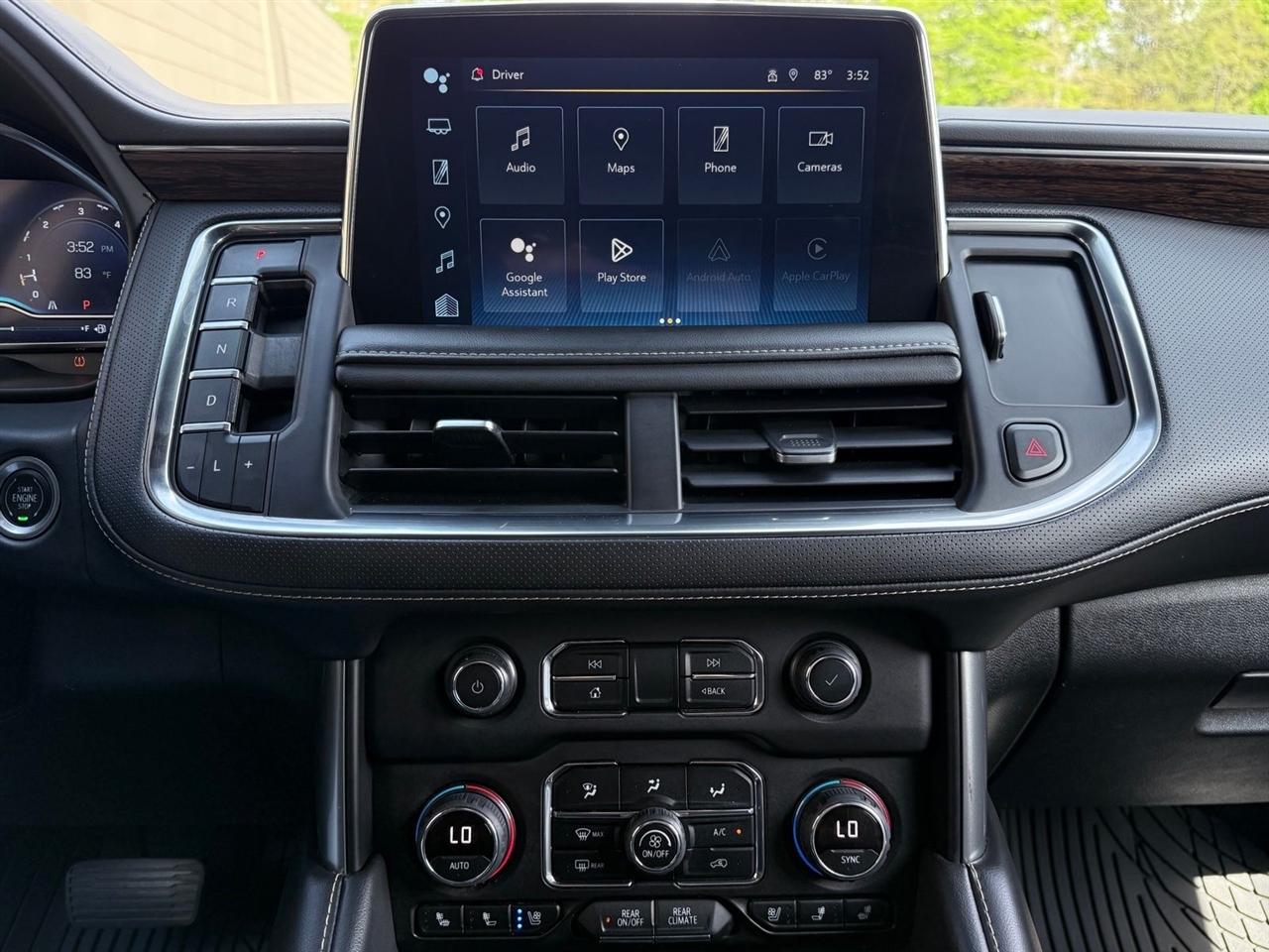 Chevrolet Suburban  2023