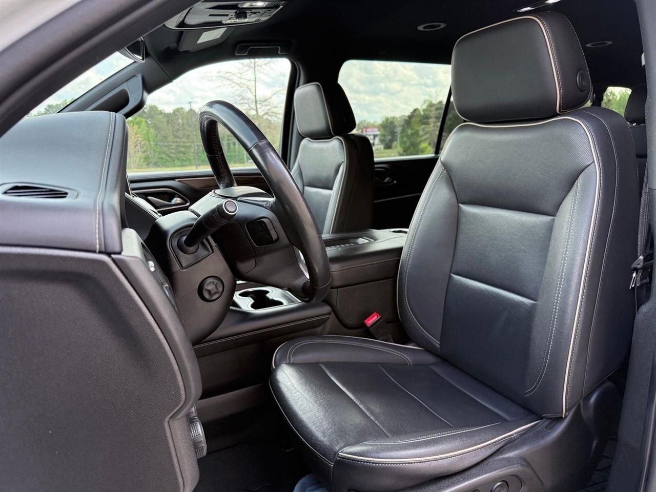 Chevrolet Suburban  2023