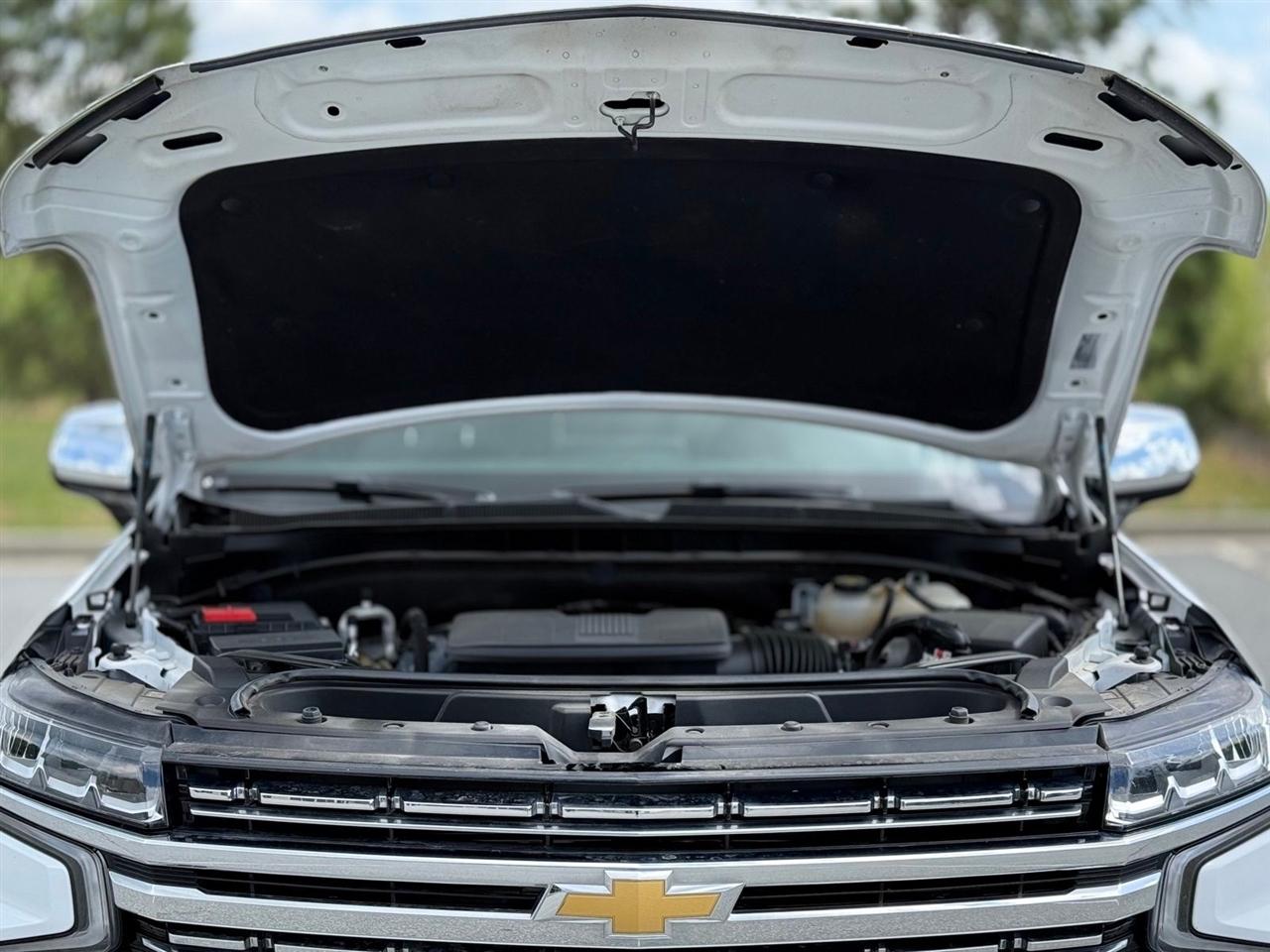 Chevrolet Suburban  2023