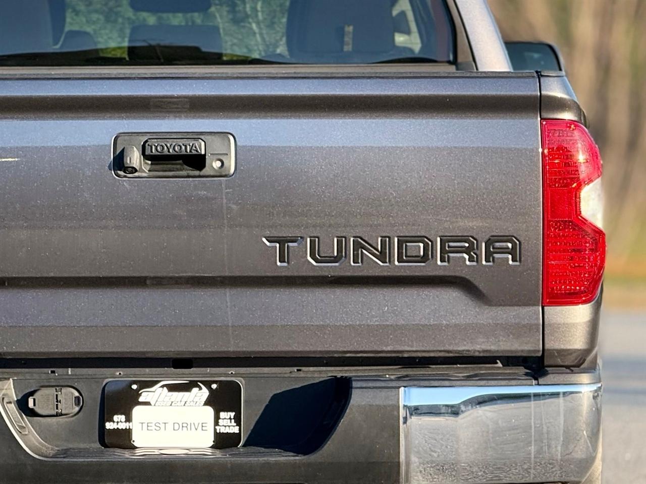 Toyota Tundra 4WD  2020