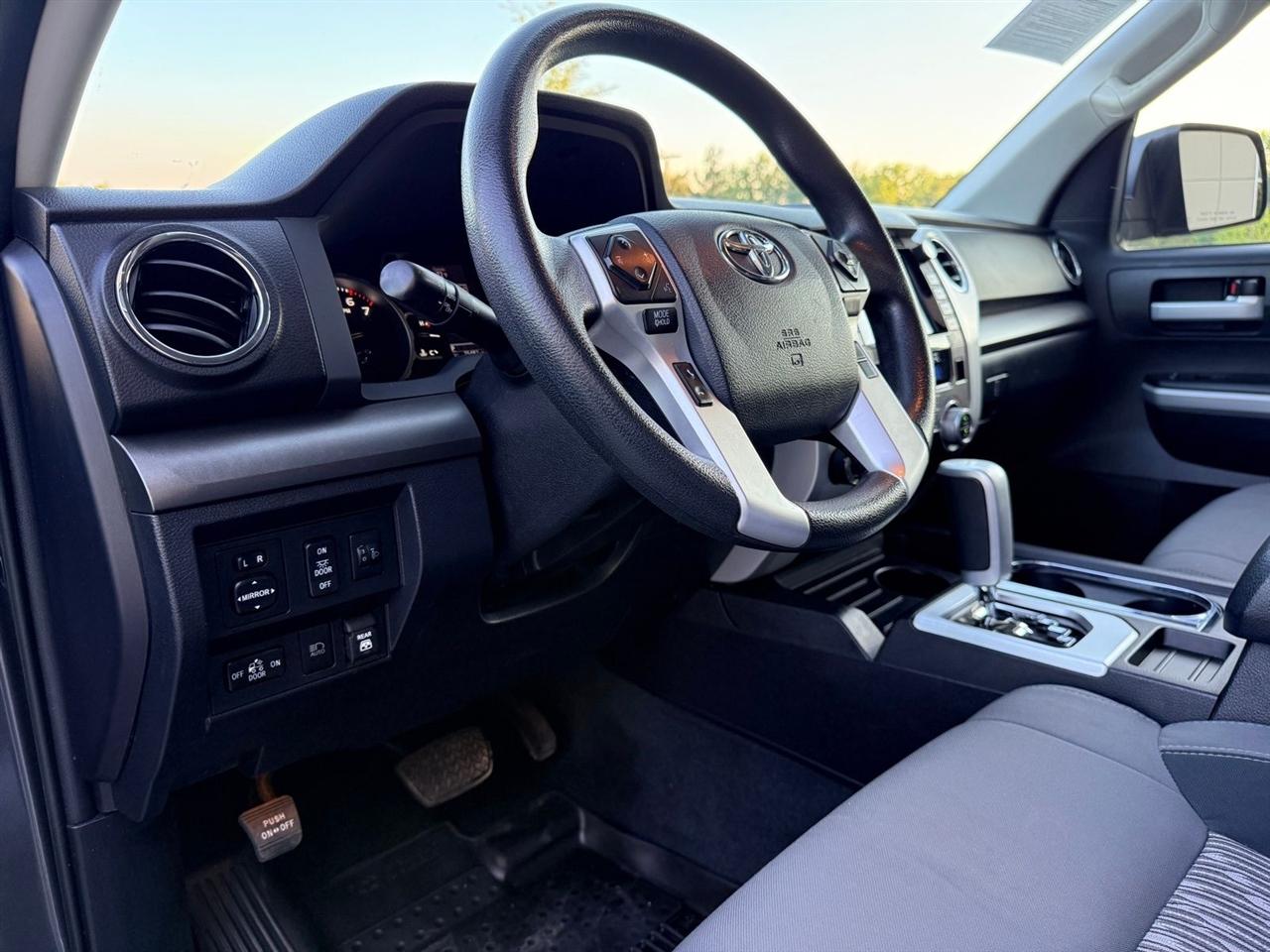 Toyota Tundra 4WD  2020