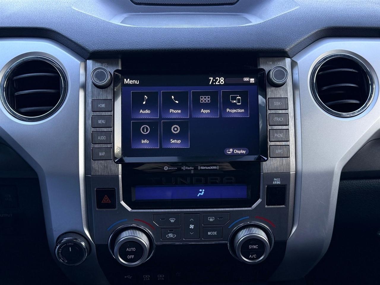 Toyota Tundra 4WD  2020