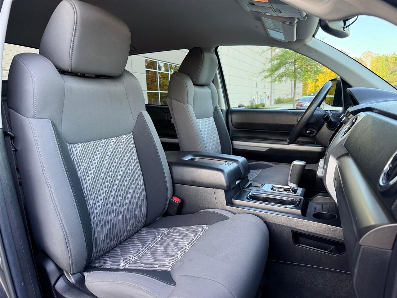 Toyota Tundra 4WD  2020