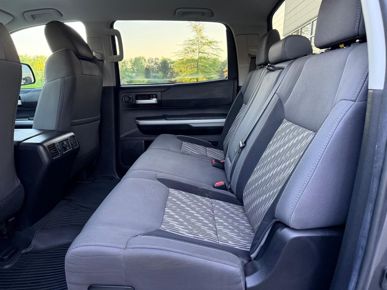 Toyota Tundra 4WD  2020