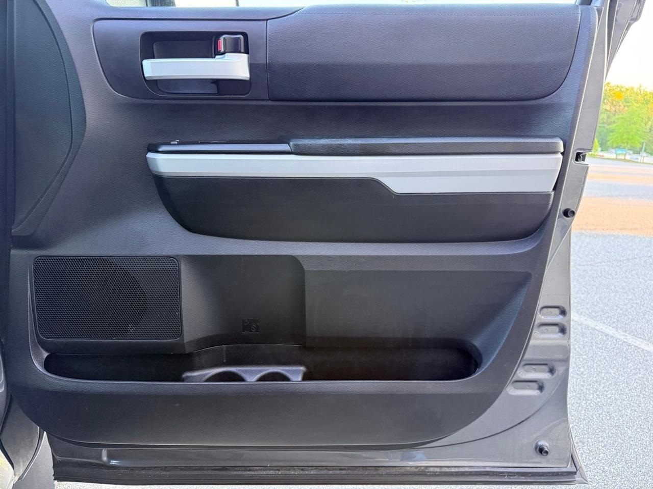 Toyota Tundra 4WD  2020