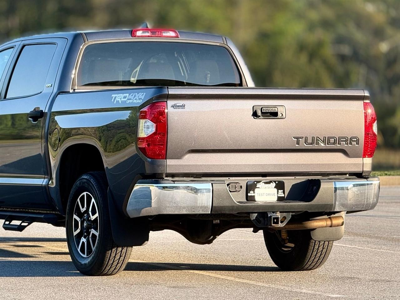 Toyota Tundra 4WD  2020