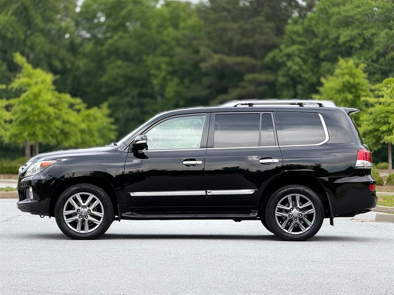 Lexus LX 570  2015