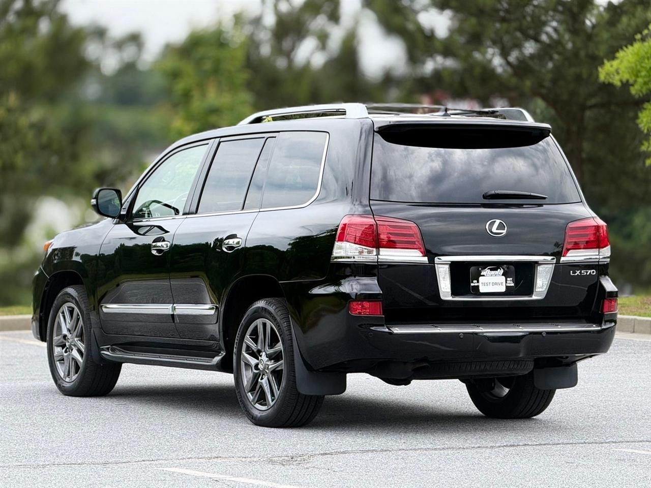 Lexus LX 570  2015