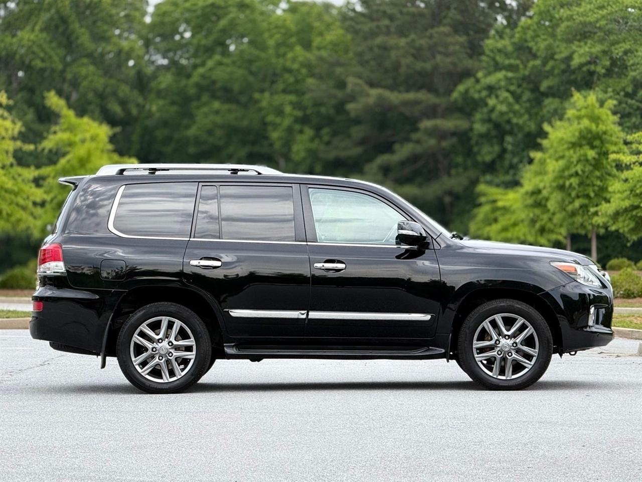 Lexus LX 570  2015
