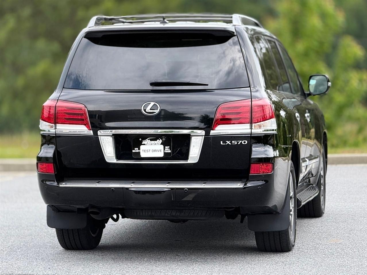 Lexus LX 570  2015