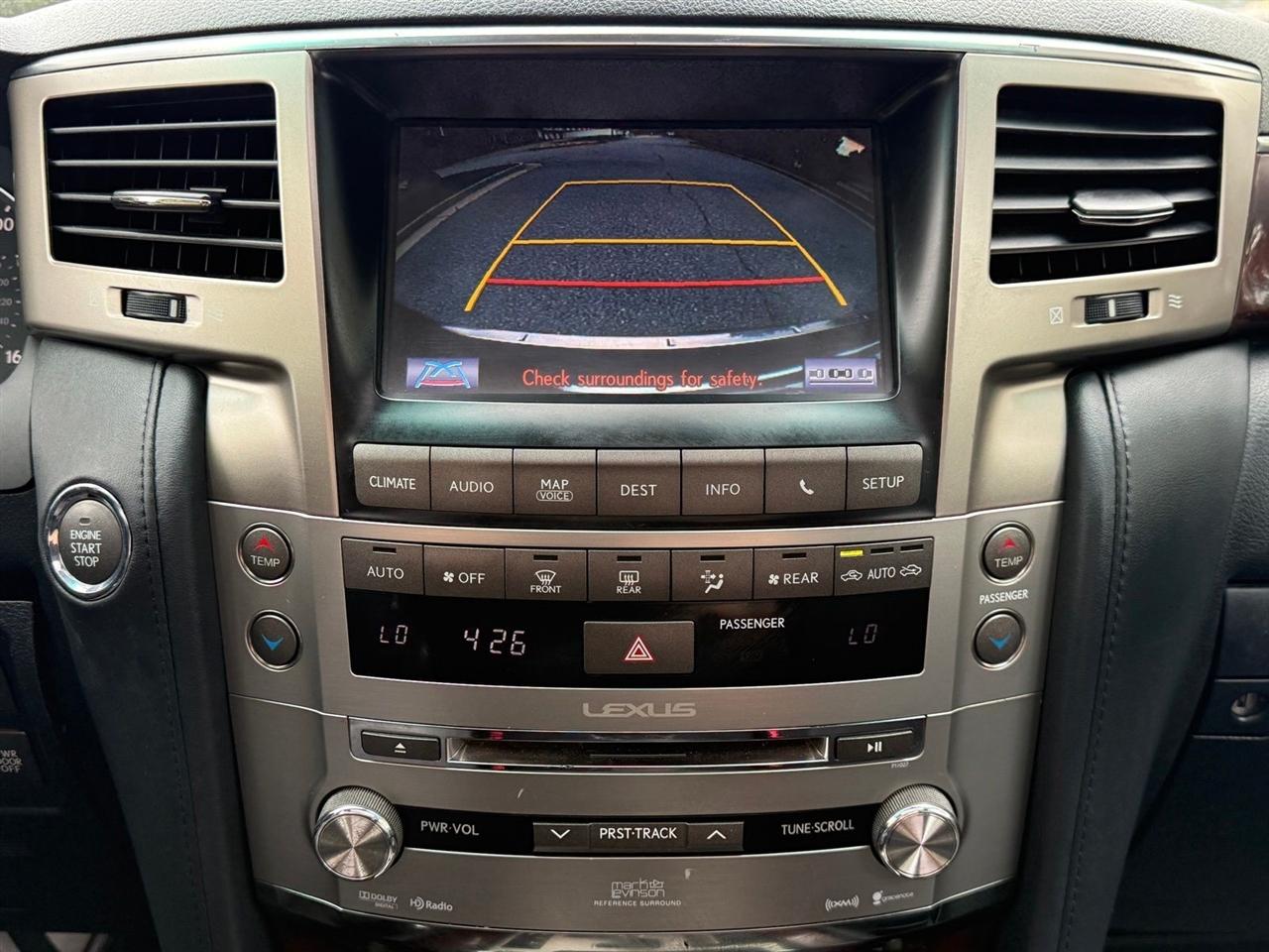 Lexus LX 570  2015