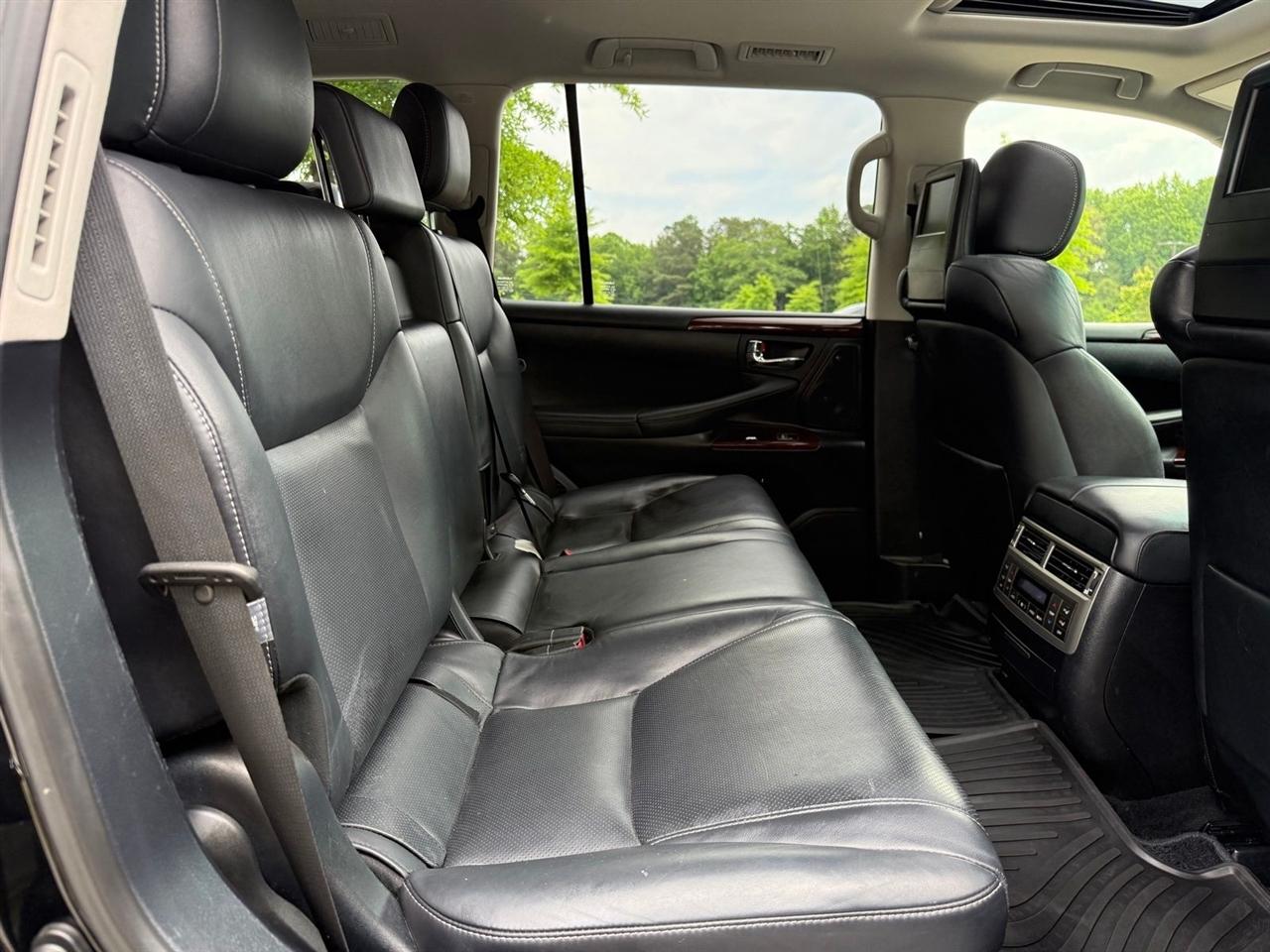 Lexus LX 570  2015