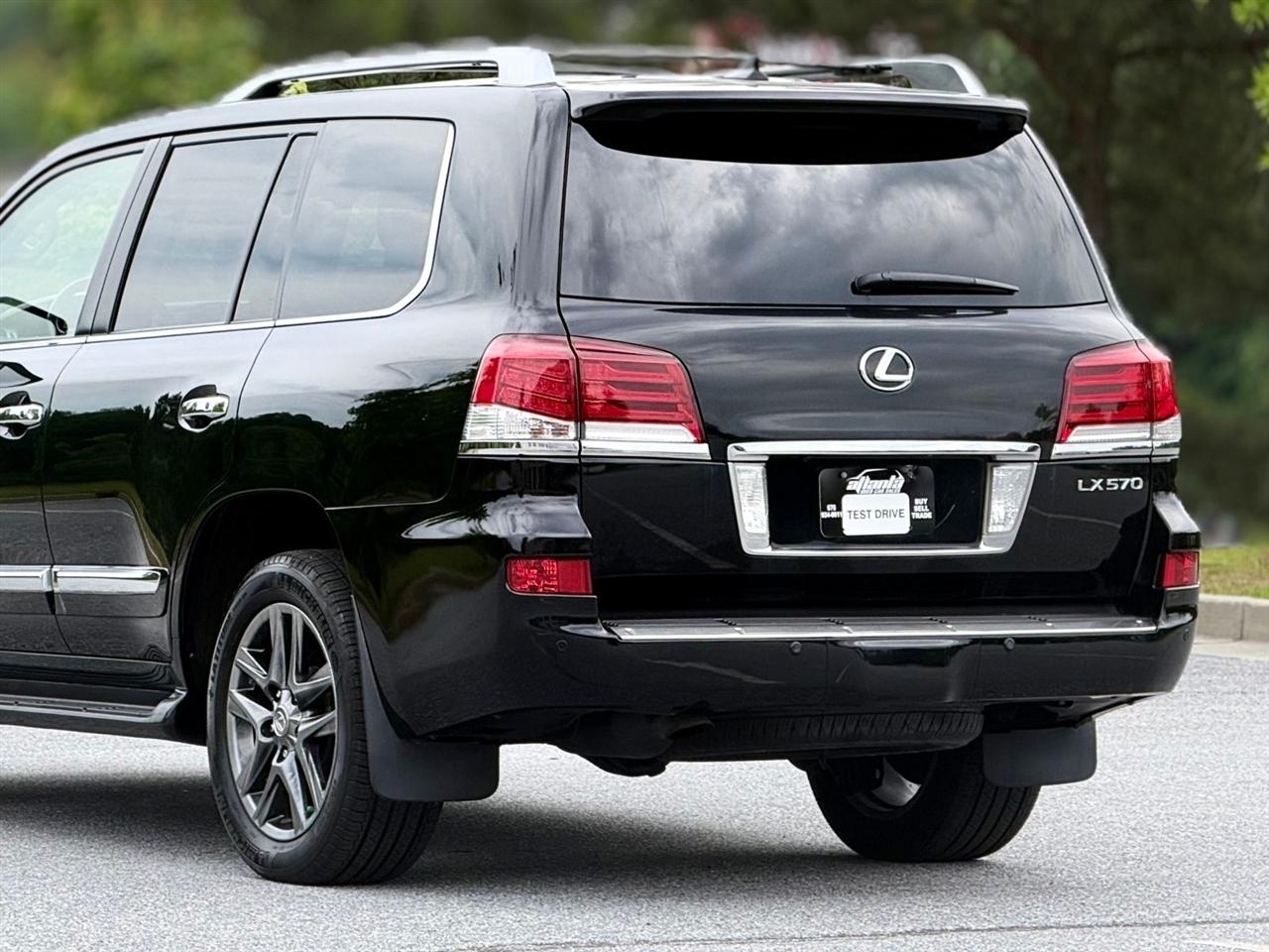 Lexus LX 570  2015