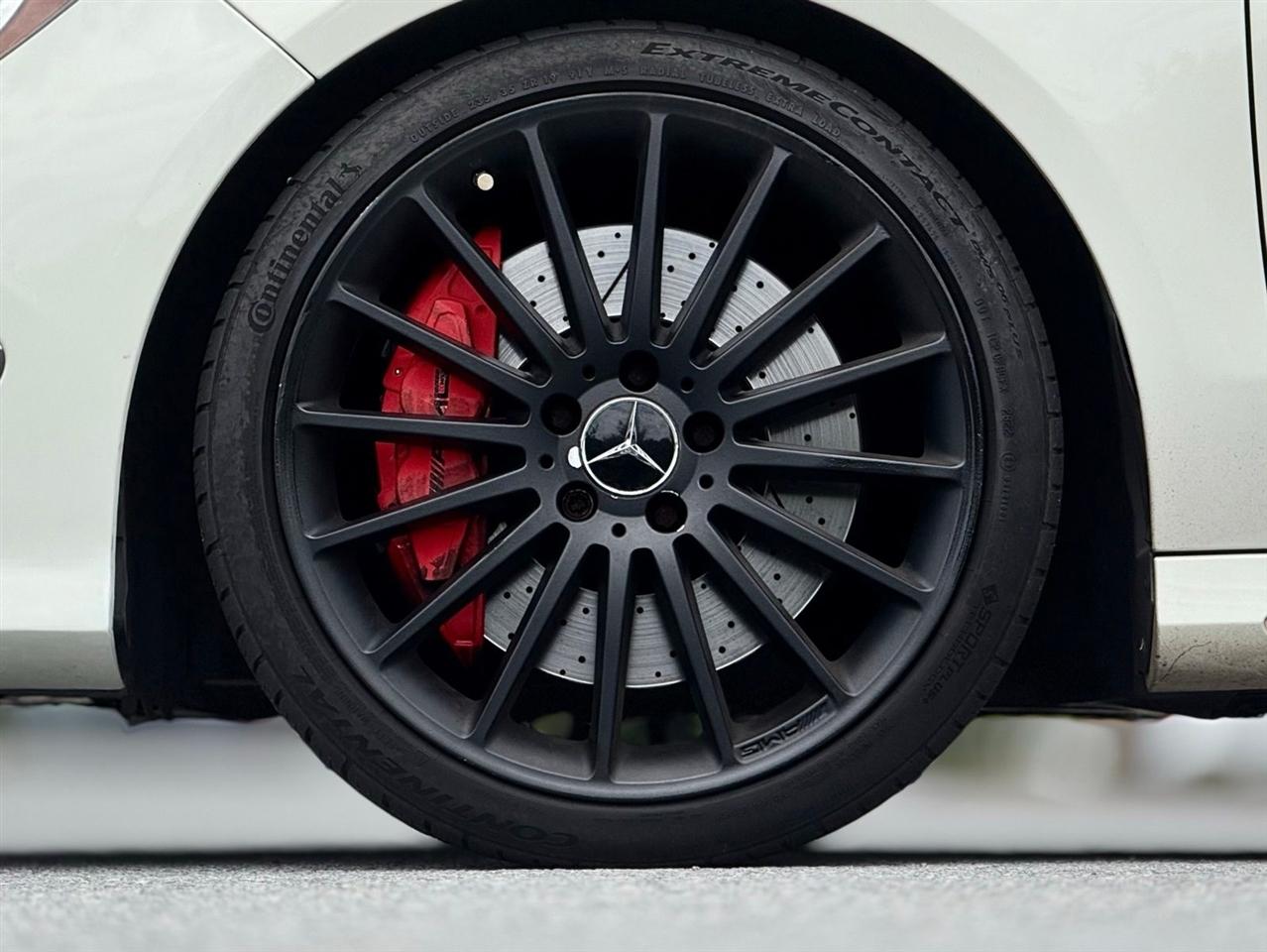 Mercedes-Benz CLA  2016
