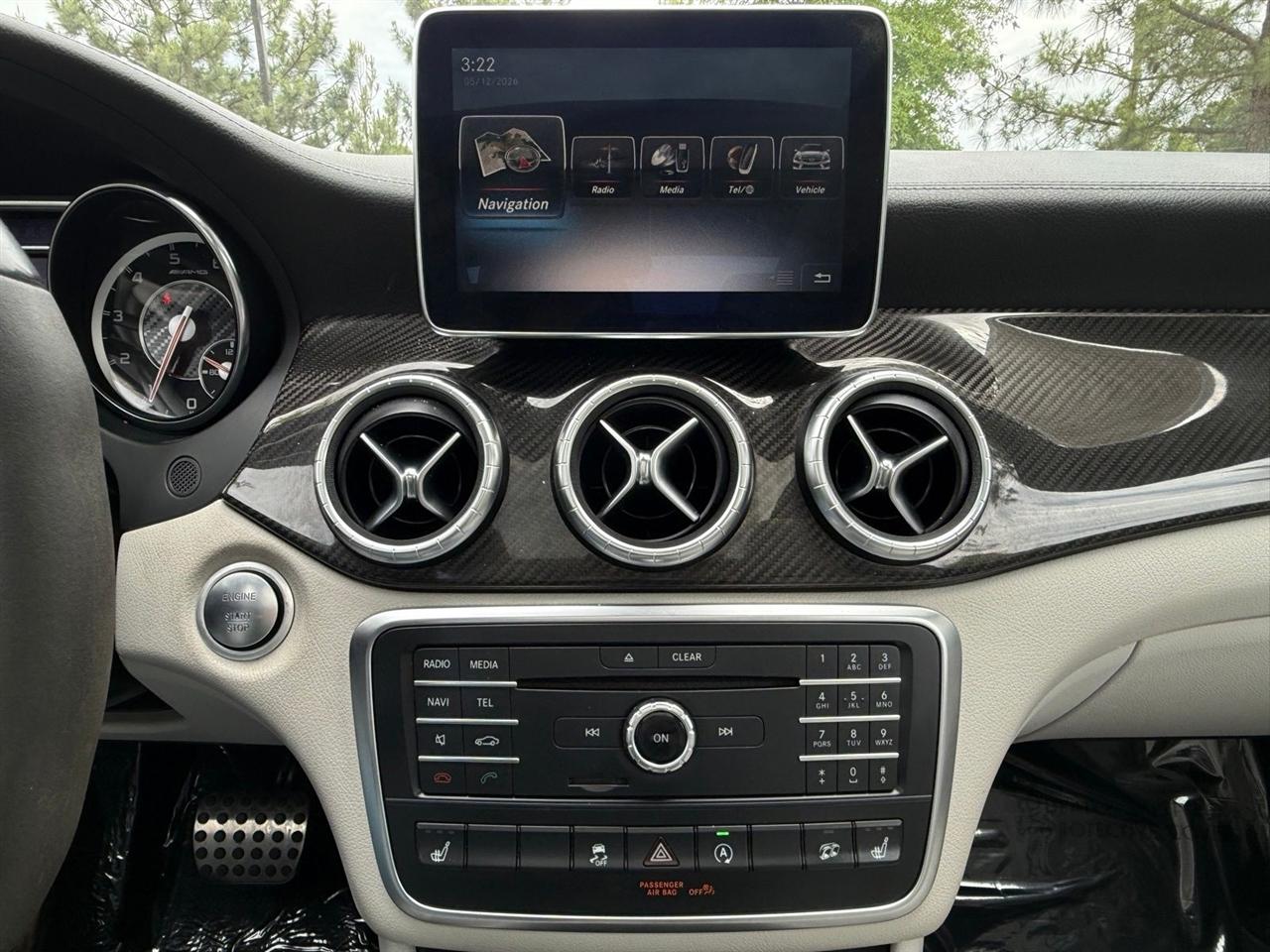 Mercedes-Benz CLA  2016