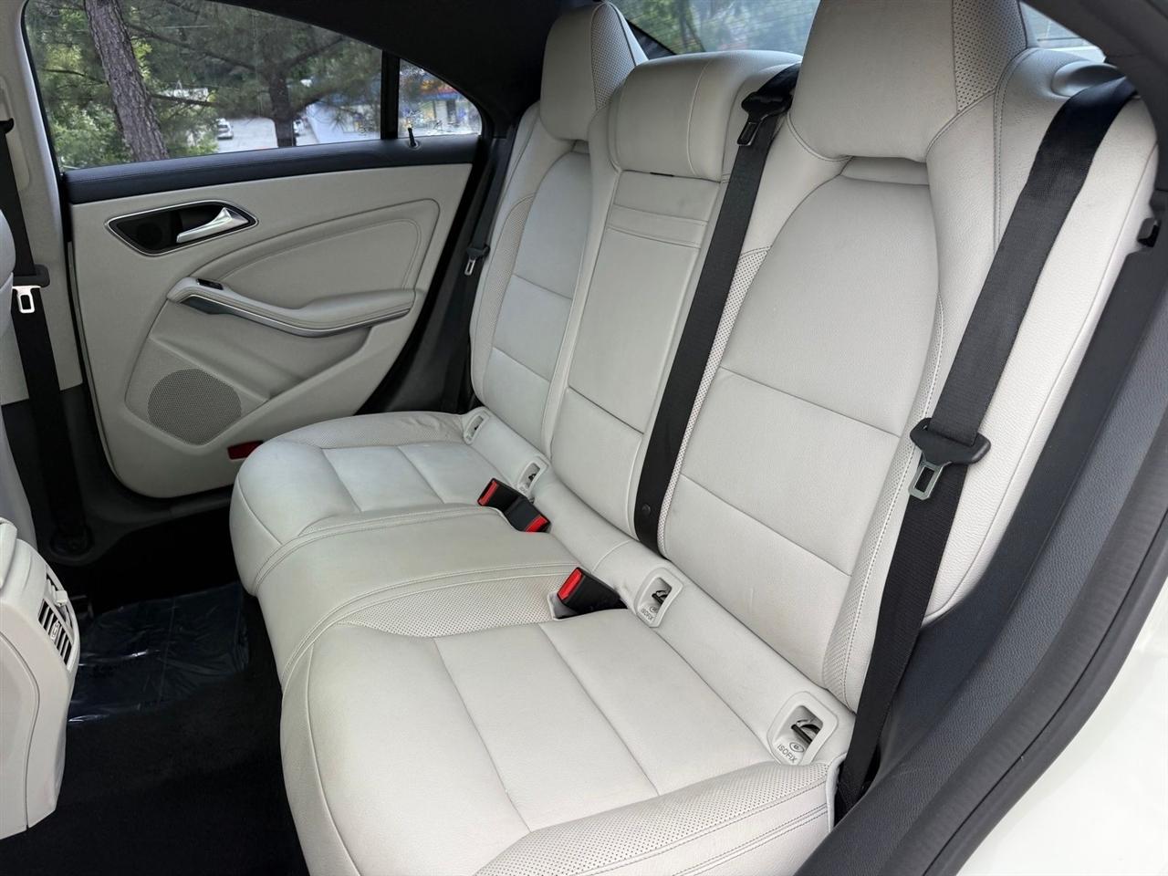 Mercedes-Benz CLA  2016