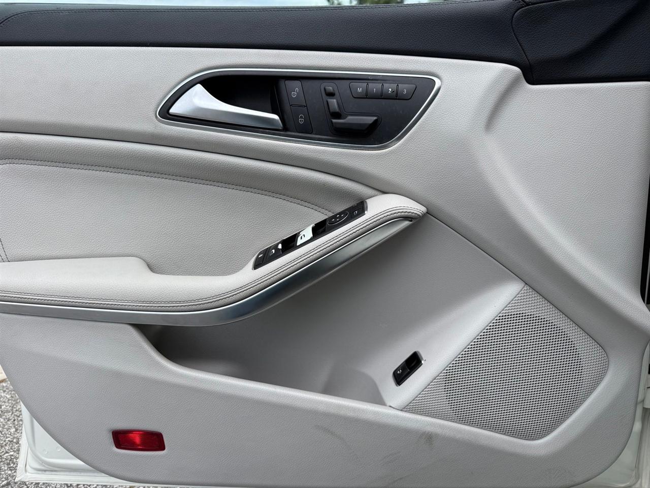 Mercedes-Benz CLA  2016