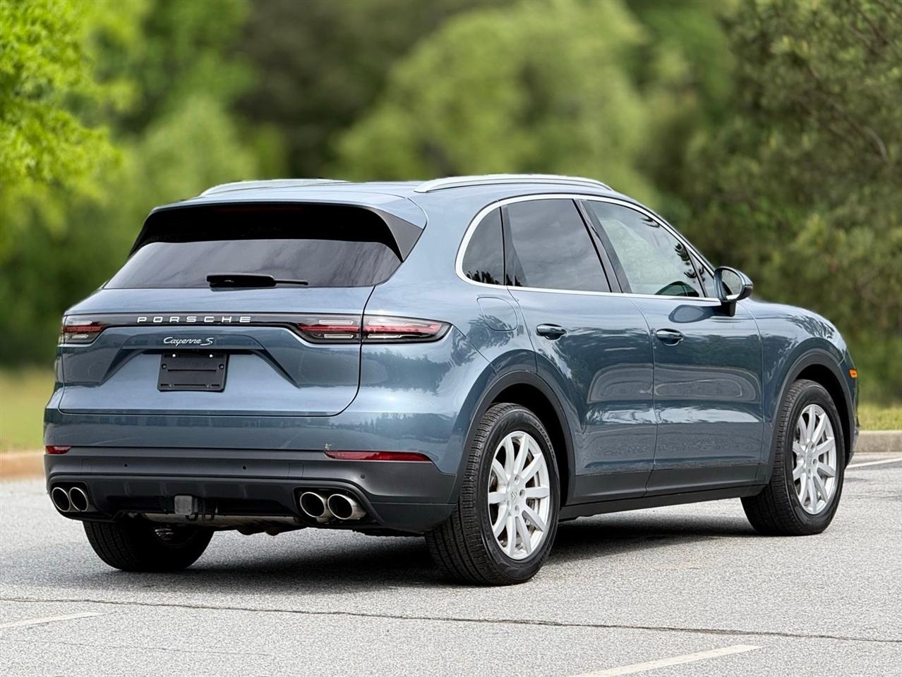 Porsche Cayenne  2019