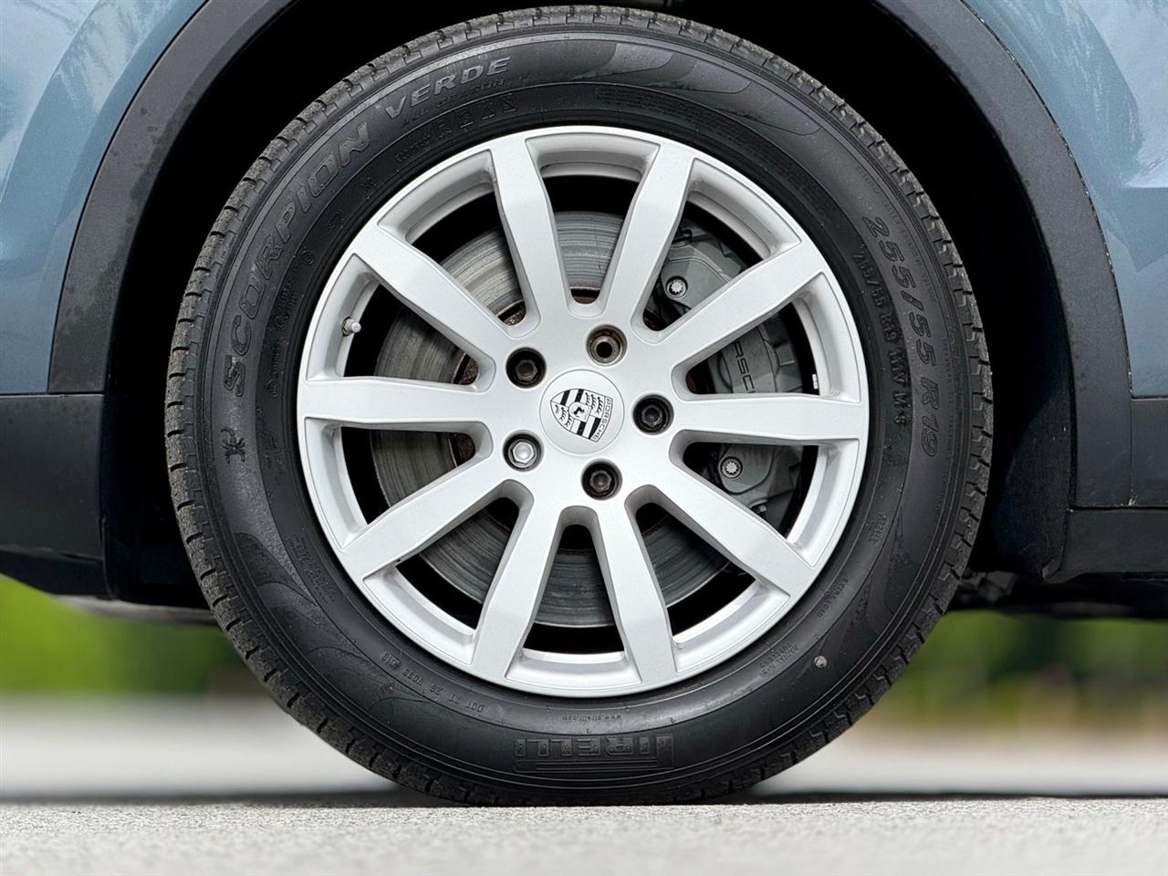 Porsche Cayenne  2019