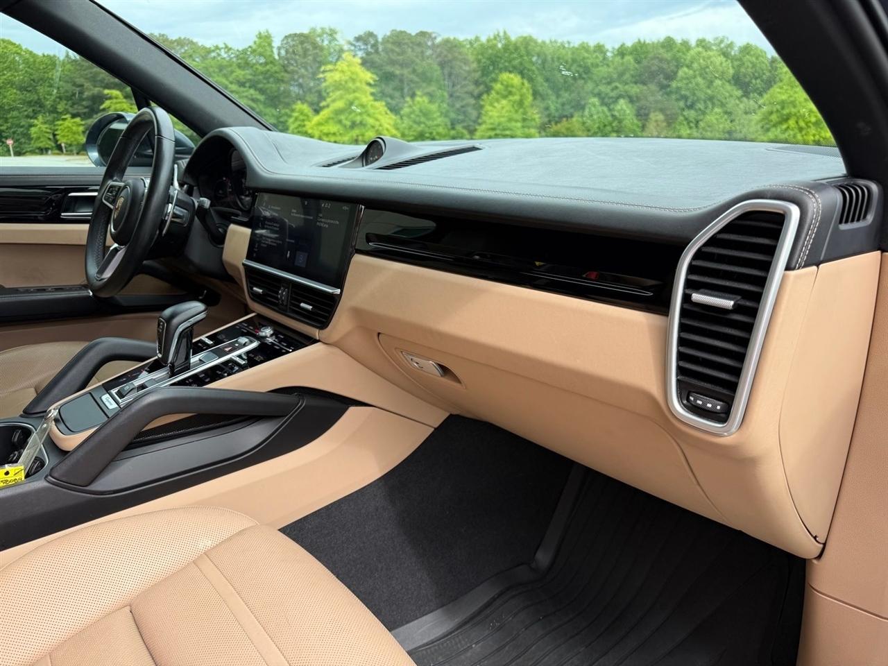 Porsche Cayenne  2019