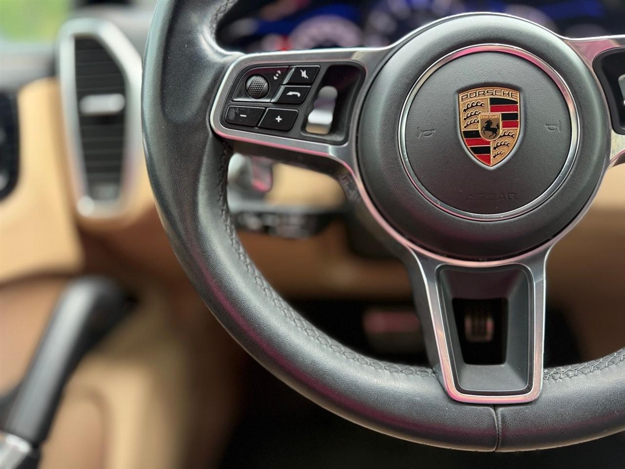 Porsche Cayenne  2019