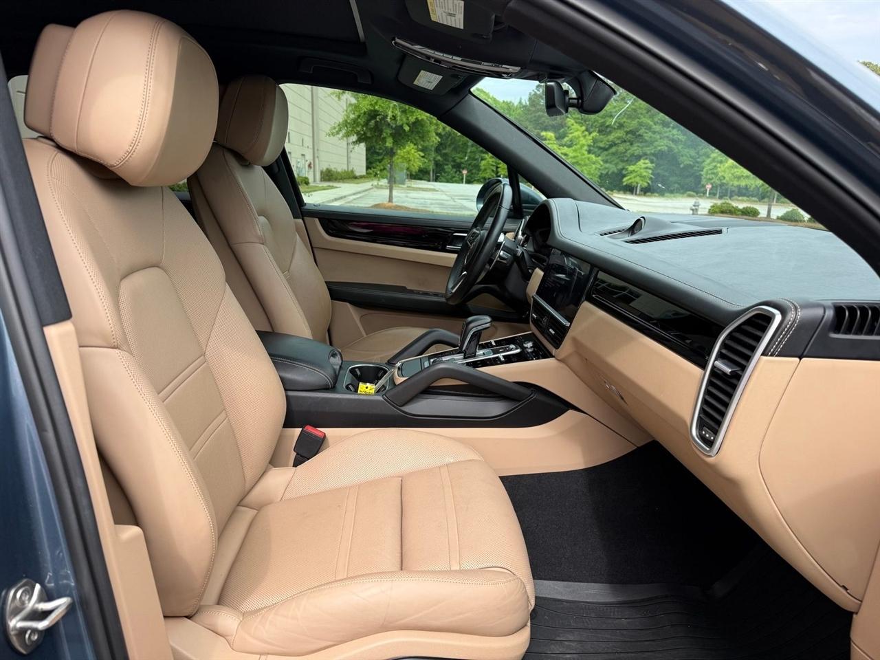 Porsche Cayenne  2019