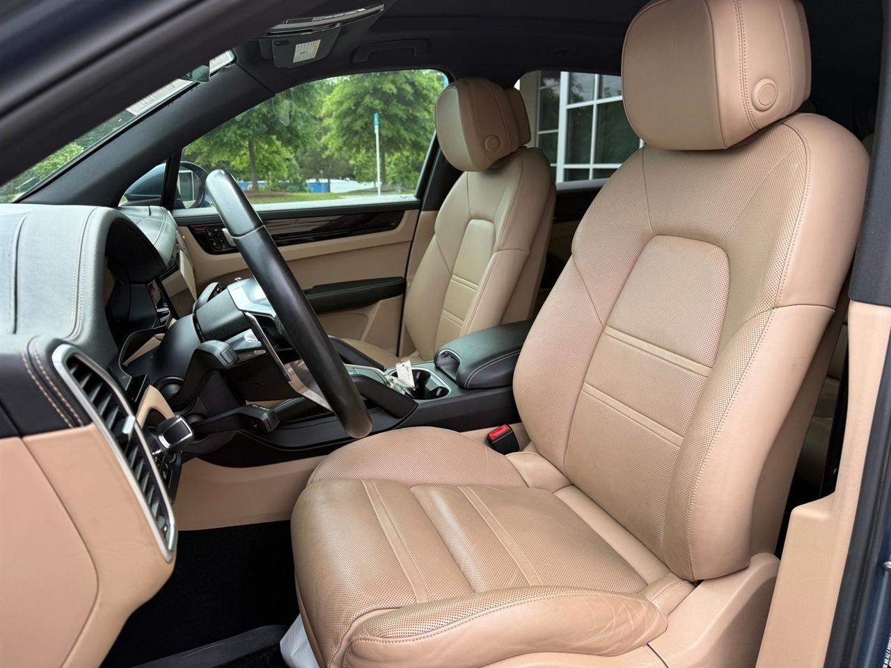 Porsche Cayenne  2019