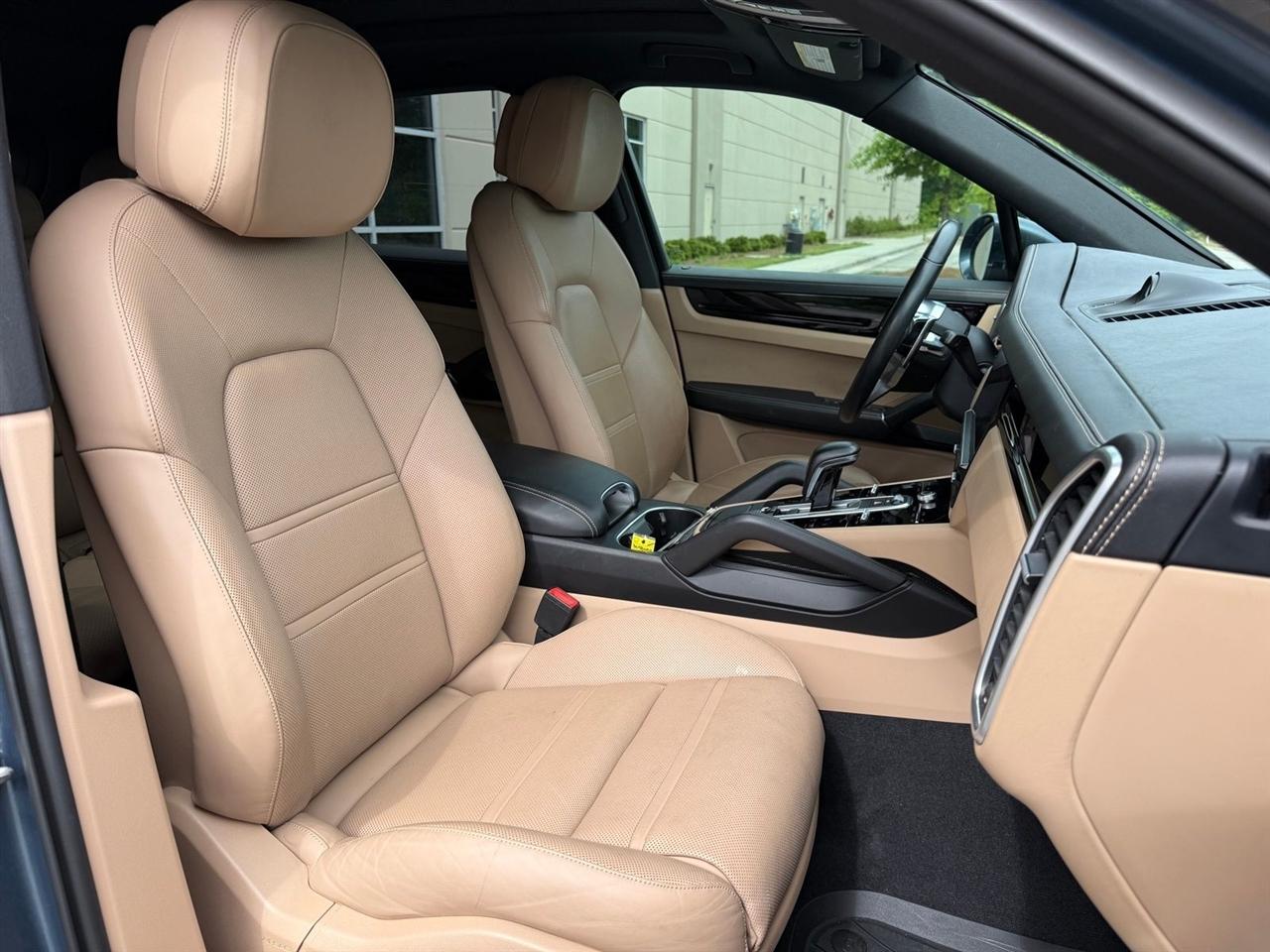 Porsche Cayenne  2019