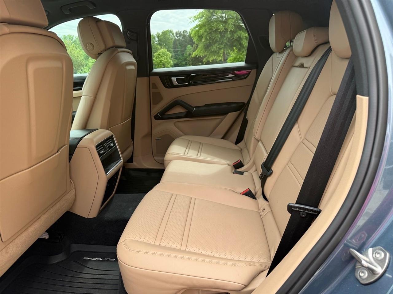 Porsche Cayenne  2019