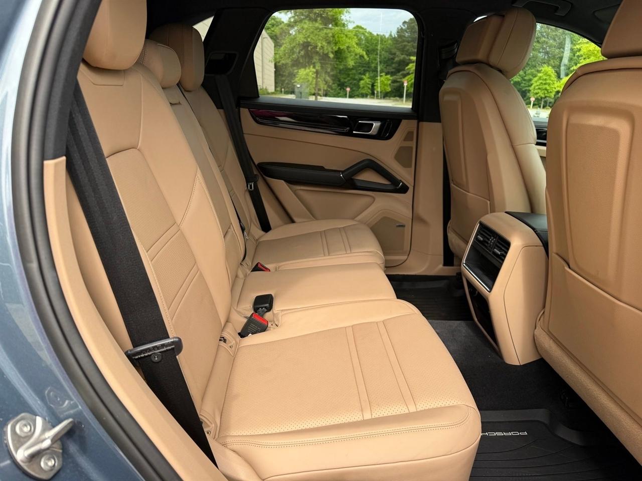 Porsche Cayenne  2019
