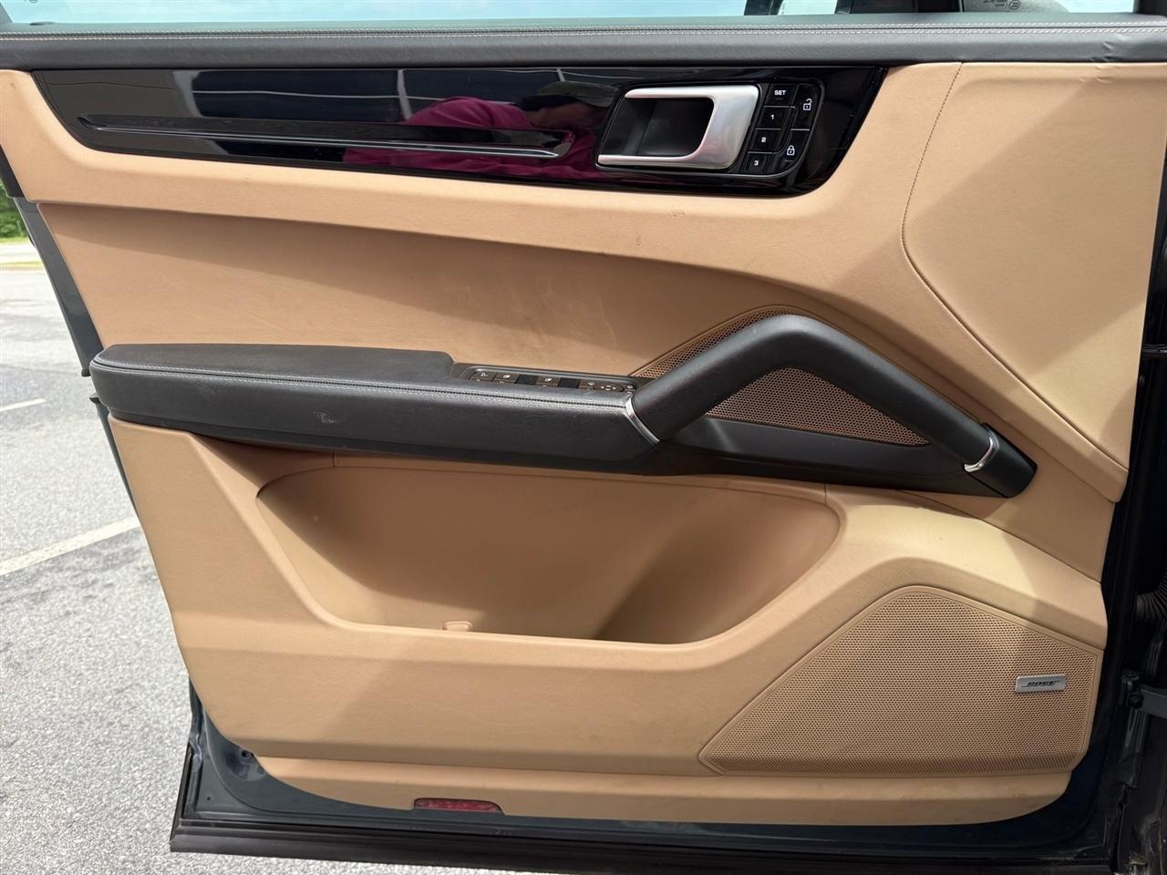 Porsche Cayenne  2019