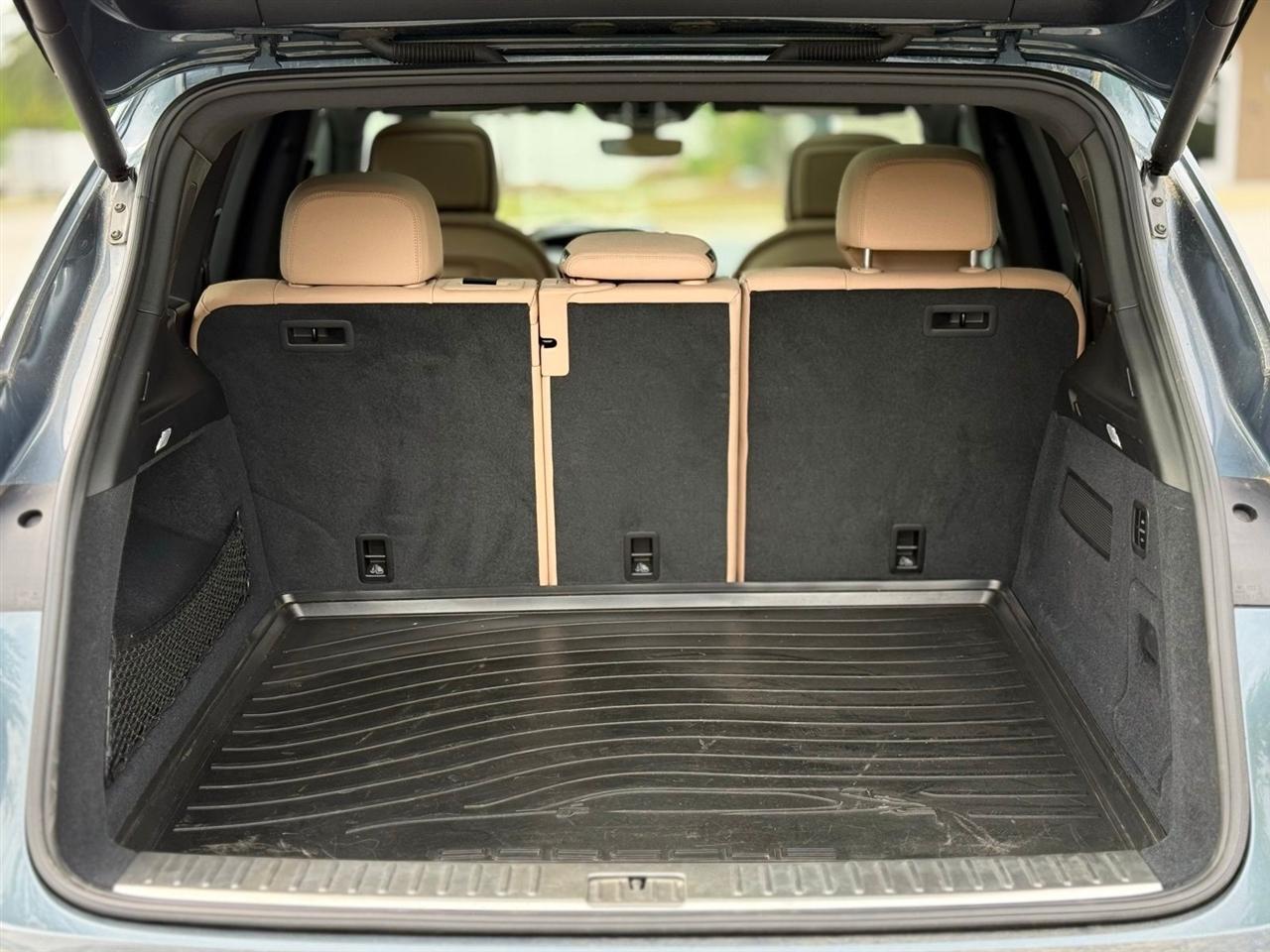 Porsche Cayenne  2019