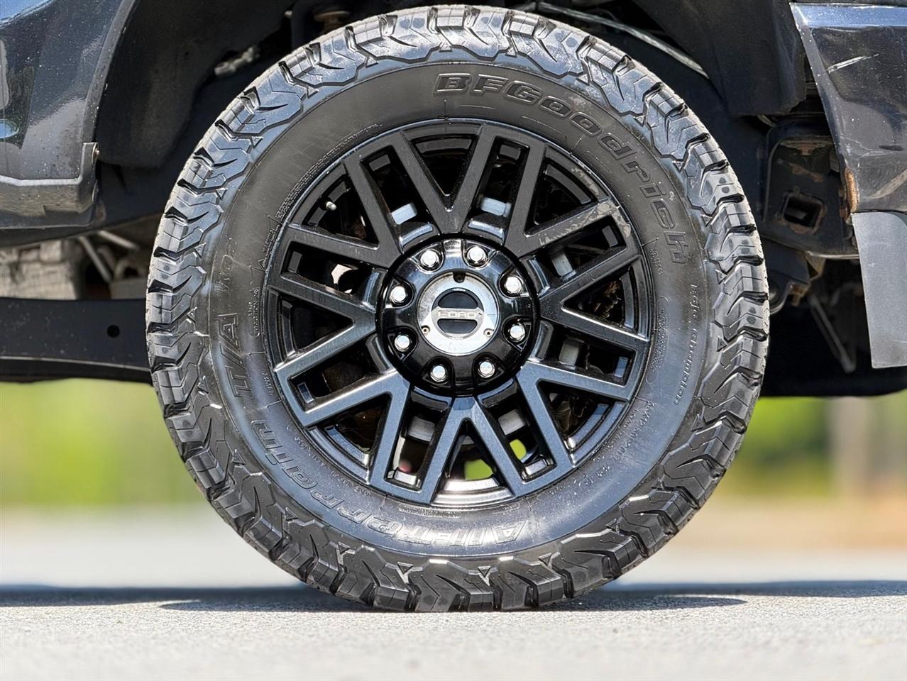 Ford Super Duty F-350 SRW  2022